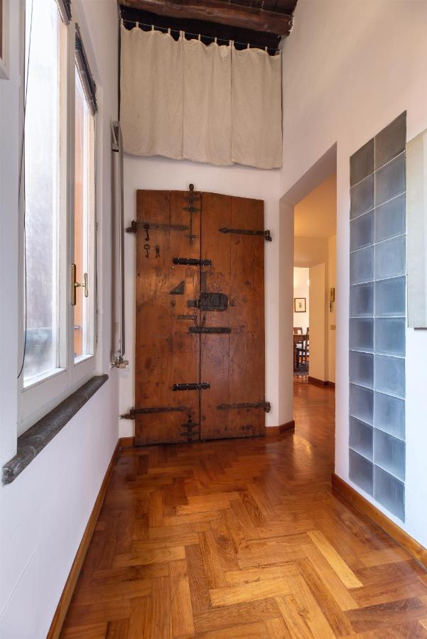 Appartamento Via Del Teatro Pace 罗马 外观 照片